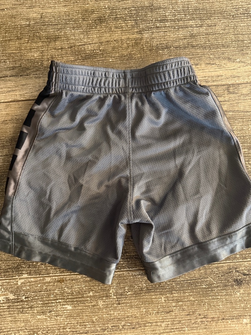 Nike boys mesh gray and black set of 2 shorts - Picture 9 of 9